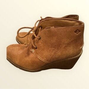 Sperry Boots Womens  Celeste Prow Ankle Booties Brown Leather
Wedge size 7